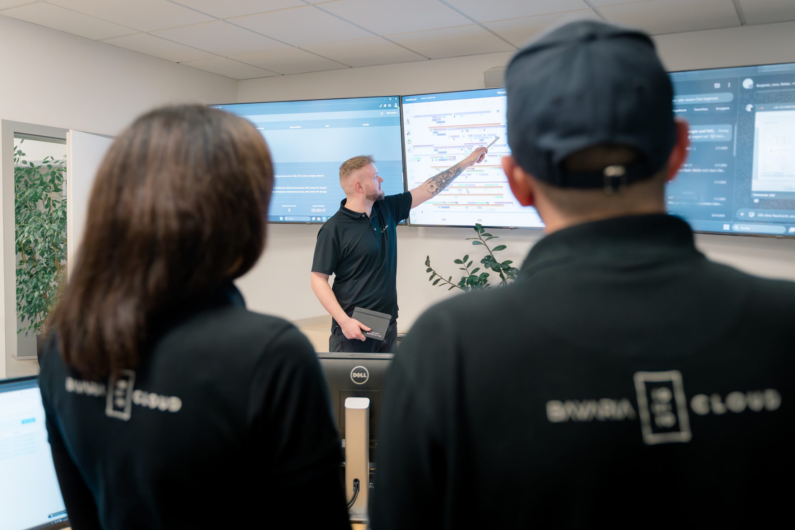VALEO IT Techniker beim Microsoft 365 Migrationsprojekt